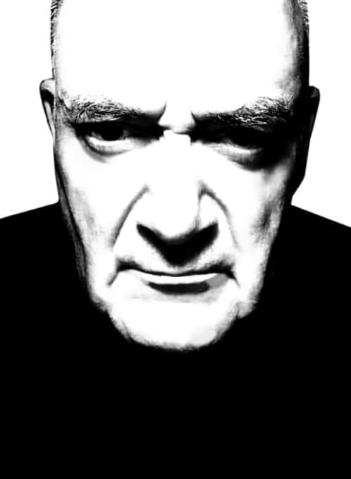 Nahum Sternberg - arhitectura imaginației în grafitul realității 
